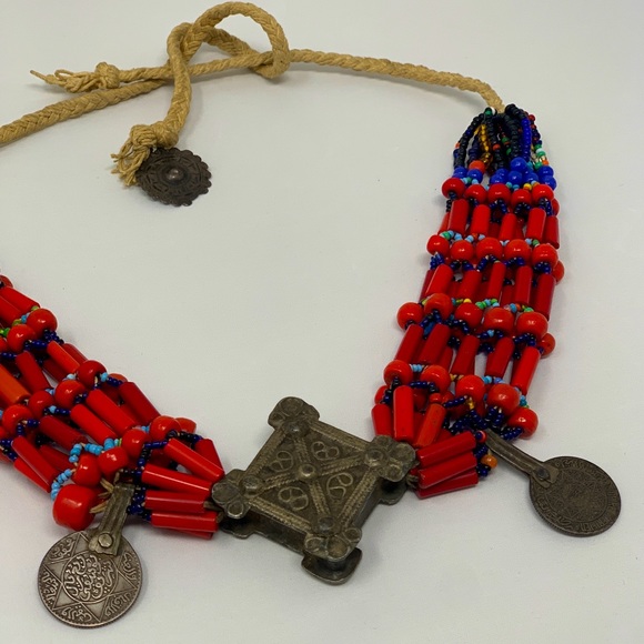 Antique Moroccan Berber Coral and Bead Choker Necklace - Picture 6 of 6